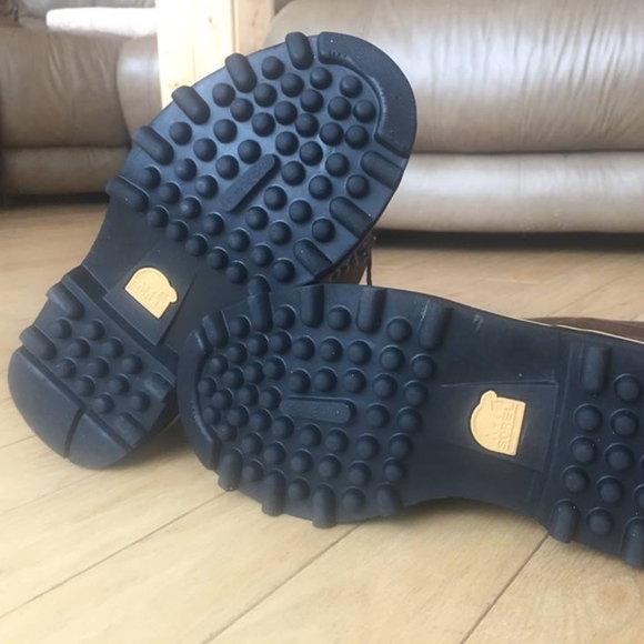 Sorel Boots - Picture 4 of 6